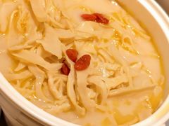 -桂满陇·手作小笼包&江南叫花鸡(中山公园店)