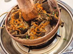 -乡土特色.冷锅鱼.牦牛肉汤锅