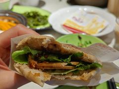 -一叶一世界·素食餐厅(锦华万达店)