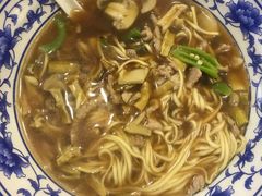 -阿扁杭州面(苗圃店)