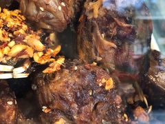 招牌特色兔头-鑫记婆婆兔·成都特产·兔头手撕兔(太古里店)