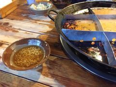 -岗上渣渣老火锅(两路口店)