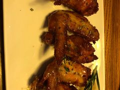 迷迭香烤鸡翅-CRAZYONES西班牙海鲜饭(上海美罗城店)