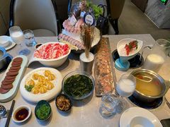 -海上明月海鲜火锅 鲜切牛肉