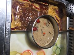 牛油辣锅底-巴奴毛肚火锅(广益哥伦布店)
