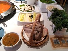 -左庭右院鲜牛肉火锅(七宝领展广场店)