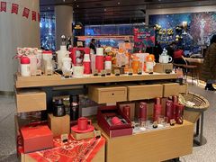 零售区-星巴克臻选(上海合生汇1F店)