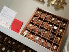 -LADY FAFA(巨鹿路陕西南路路口店)