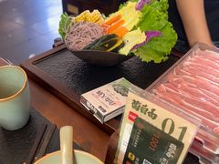 -菌自由丨野生菌火锅特色庭院餐厅(丽江古城店)