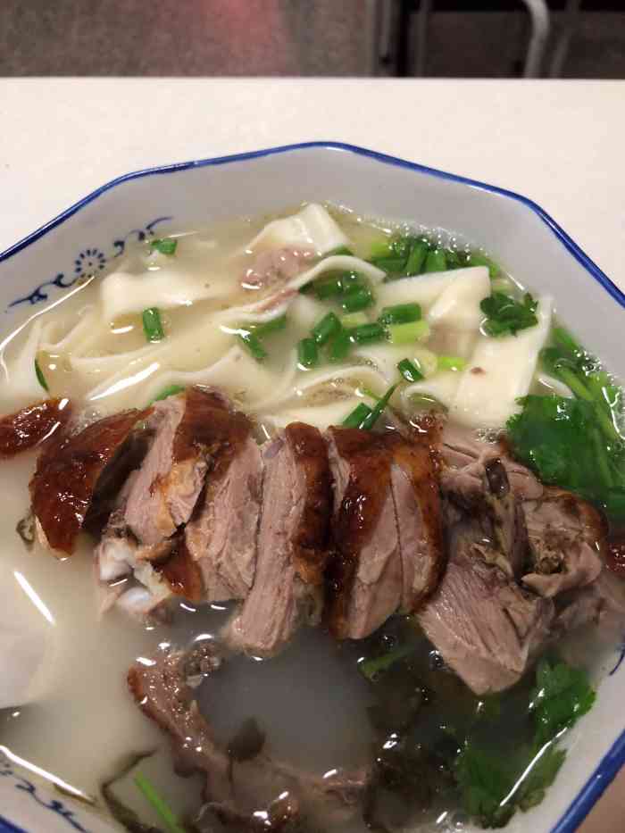 广东烧鸭面(集美店)-"前天晚餐点的外卖. 说实话这外卖价格哄.