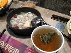 -呷哺呷哺(新世界百货望京店)