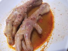 -二孃鸡爪爪(东风路总店)