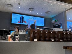 -喜茶(北京华贸购物中心店)
