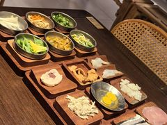-银米·云南传统过桥米线(双廊黑金冠店)