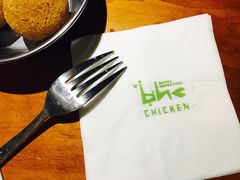 -BHC炸鸡(明洞总店)