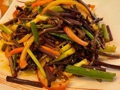 -长寿参鸡汤(朝韩风情街店)