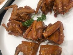 脆皮乳鸽-新南华大酒店(广中店)