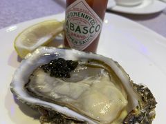 -亚洲国际大酒店·云顶阁旋转自助餐厅