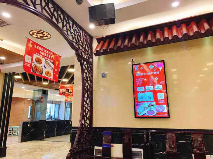 鸿瑞兴面馆(梅岭店)-"经常中午吃的一家店,离单位近,东西比较干.