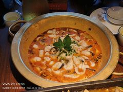 酸菜现杀黑鱼-永安水煮活鱼·仪征土菜院子