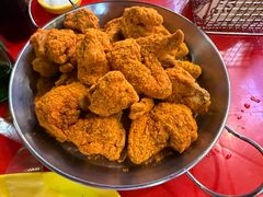 -BHC炸鸡(明洞总店)