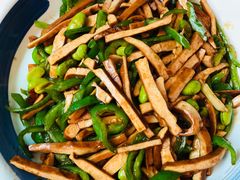青椒毛豆炒香干-扬州狮子楼·非遗淮扬菜(总店)