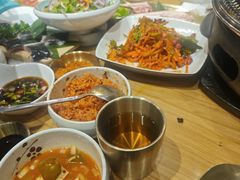 -青瓦餐厅·生鱼片·韩园烤肉(西塔店)