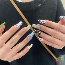 -HUII NAIL绘京美甲美睫会馆