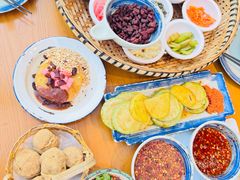 -包整·丝娃娃(一览甲秀楼风景店)