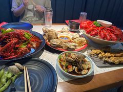 -沪小胖·小龙虾·蓝龙王(八佰伴店)