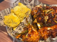 -BHC炸鸡(明洞总店)