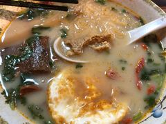-金杨拉面王小吃面馆·牛三宝面·红烧牛肉粉