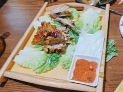 -盾亚新疆餐厅(松江万达广场店)