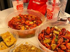 -朵兰达V酒店(长沙砂子塘地铁站店)