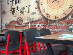 大堂-做了不起的80后