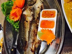 -Dang restaurant (patong phuket)