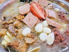 -泸州酸菜豆花火锅川师店