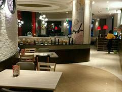 -必胜客(湘隆店)