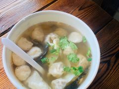 -手劲鱼丸馄饨铺(哈一百店)