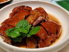 脆皮烧鹅-莞府家宴·东莞菜(市民服务中心店)