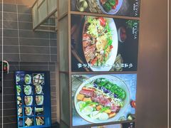 -POKEE VIA&Brunch·维娅(重庆来福士店)