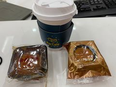 -全家便利店(漕溪北路七店)