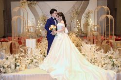 -珠海女王嫁衣馆(珠海左右创意园店)