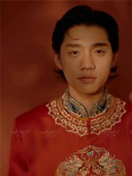 -易摄影婚纱摄影工作室