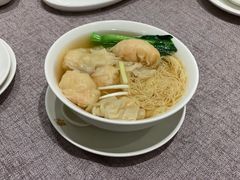 -香港百合居(LCM置汇旭辉广场店)