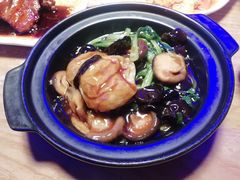 香菇面筋煲-一盐堂本帮菜(外滩店)