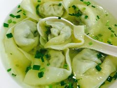 汤馄饨-潘国仙耳光馄饨(黄家阙路店)