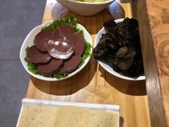 -珍巴奴毛肚牛肉小火锅(四惠店)