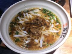 -湘人龙记老长沙米粉(华普国际大厦店)
