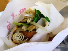 素卷馍加把子肉和卤蛋-安徽阜阳卷馍(西单店)